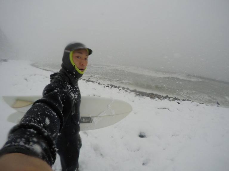 吹雪サーフィン